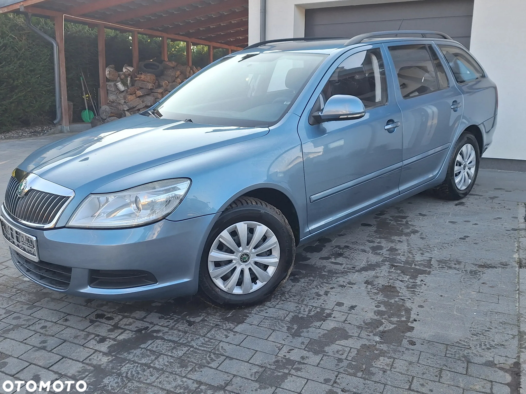 Skoda Octavia 1.6 TDI Ambiente - 2