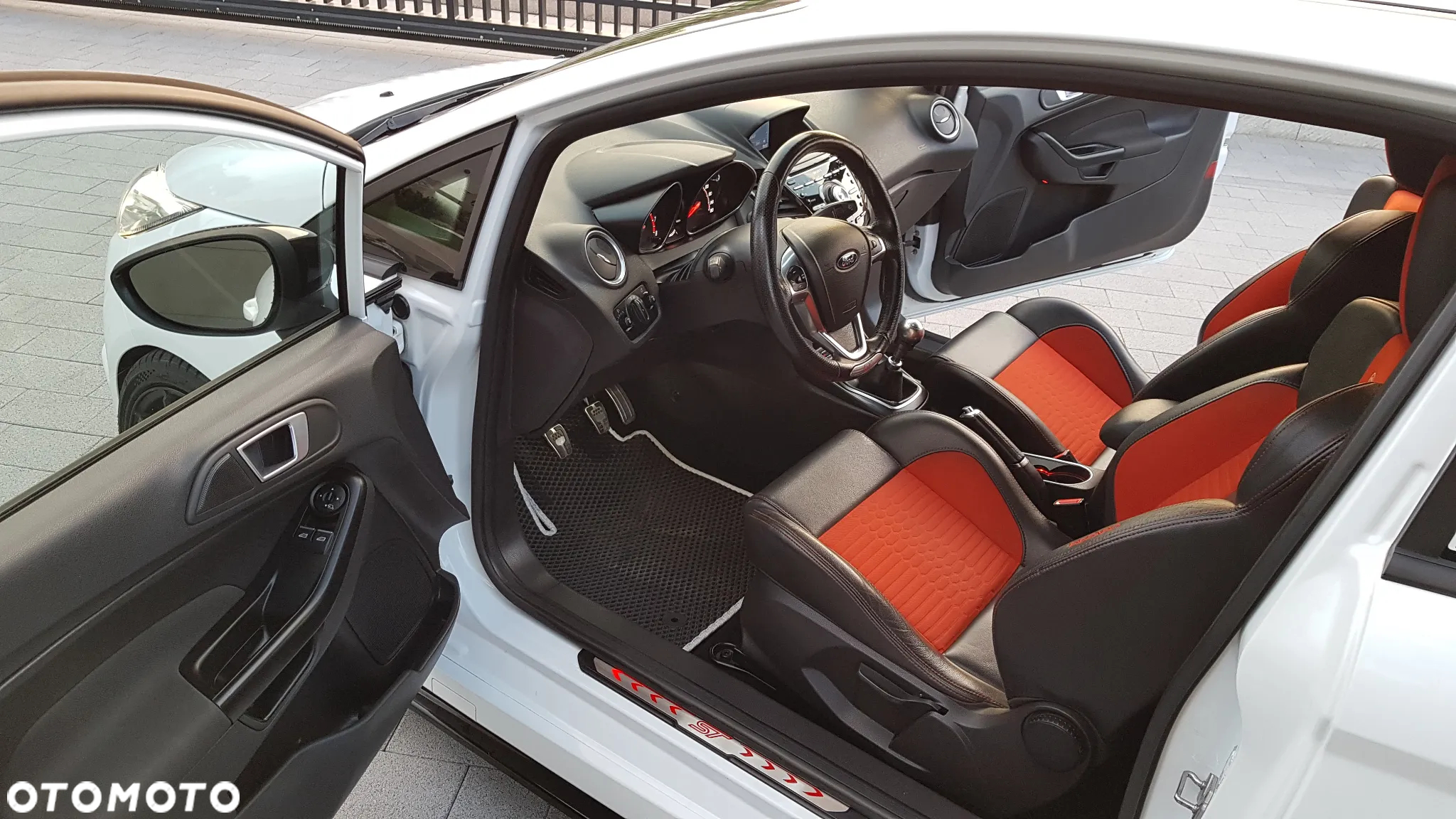 Ford Fiesta ST200 - 29