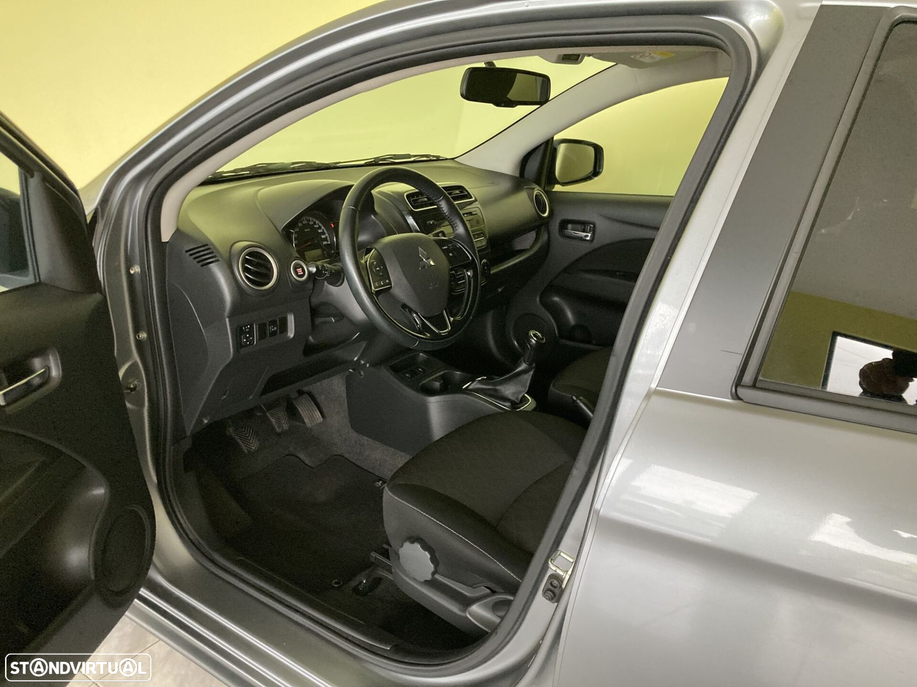 Mitsubishi Space Star 1.2 Intense - 5