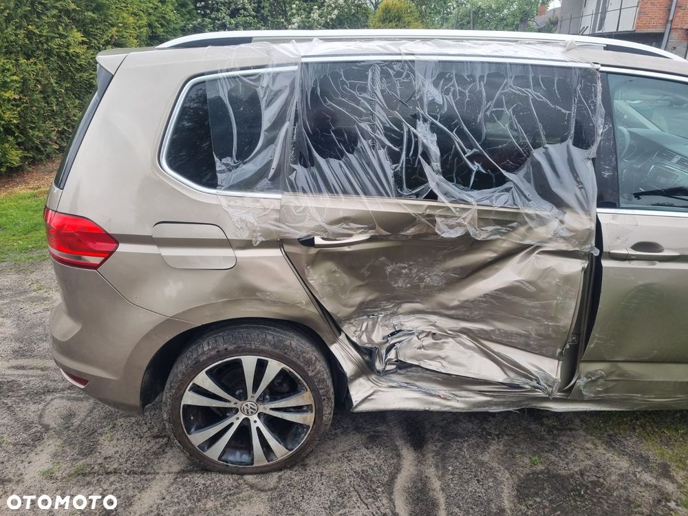 Volkswagen Touran 2.0 TDI SCR (BlueMotion Technology) Comfortline - 6