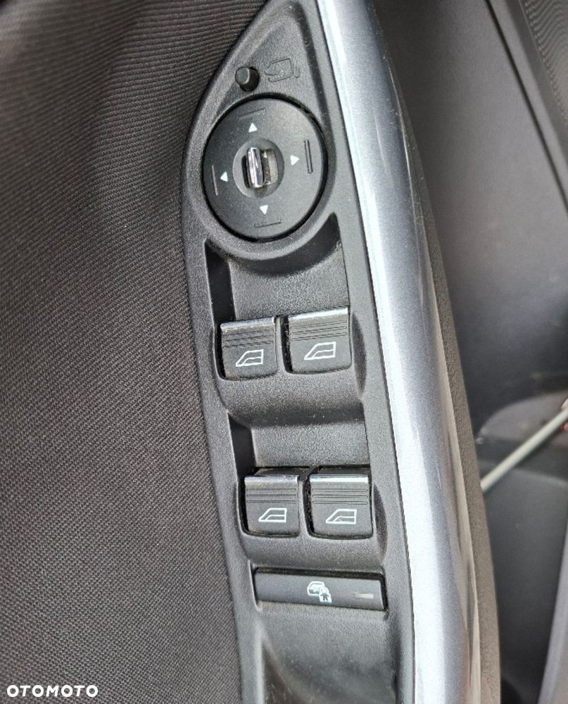 Ford Focus - 22