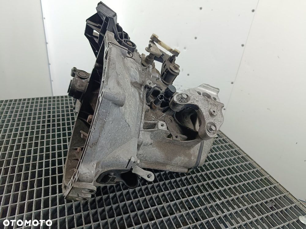 SKRZYNIA BIEGÓW MANUALNA 5 PEUGEOT 208 I 20CR14 1.2 VTI - 3