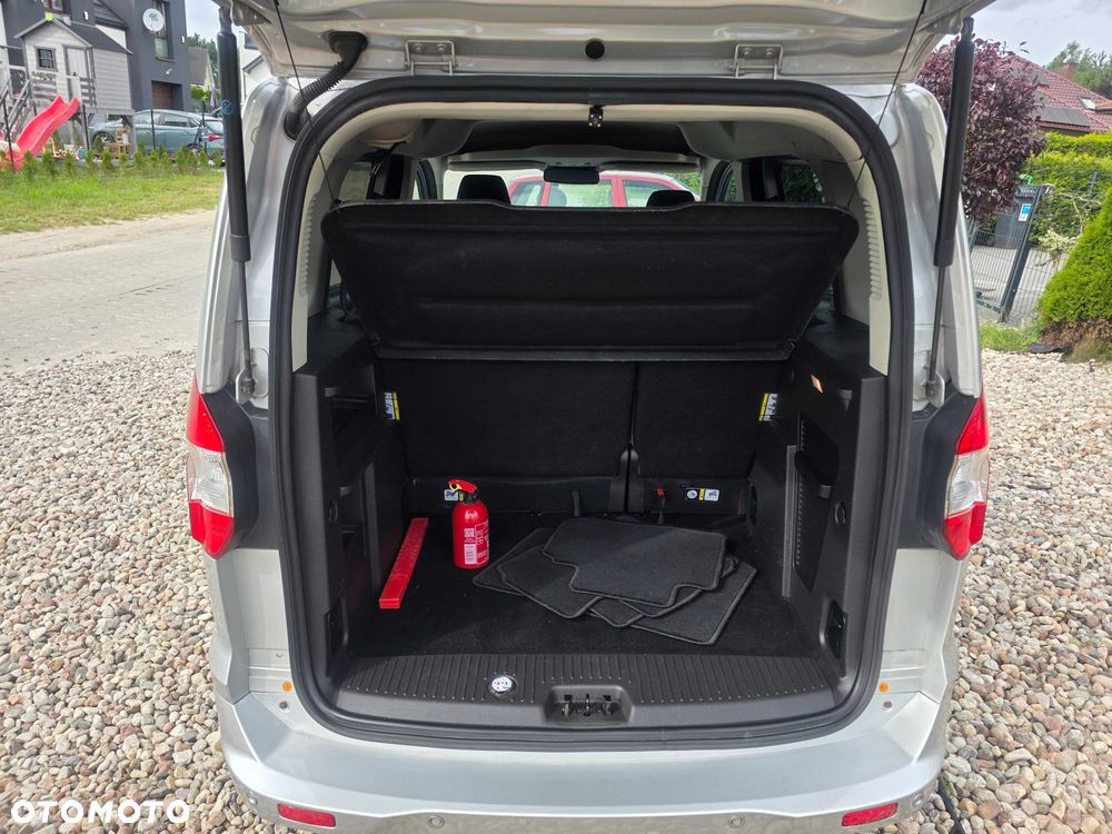 Ford Tourneo Courier - 4