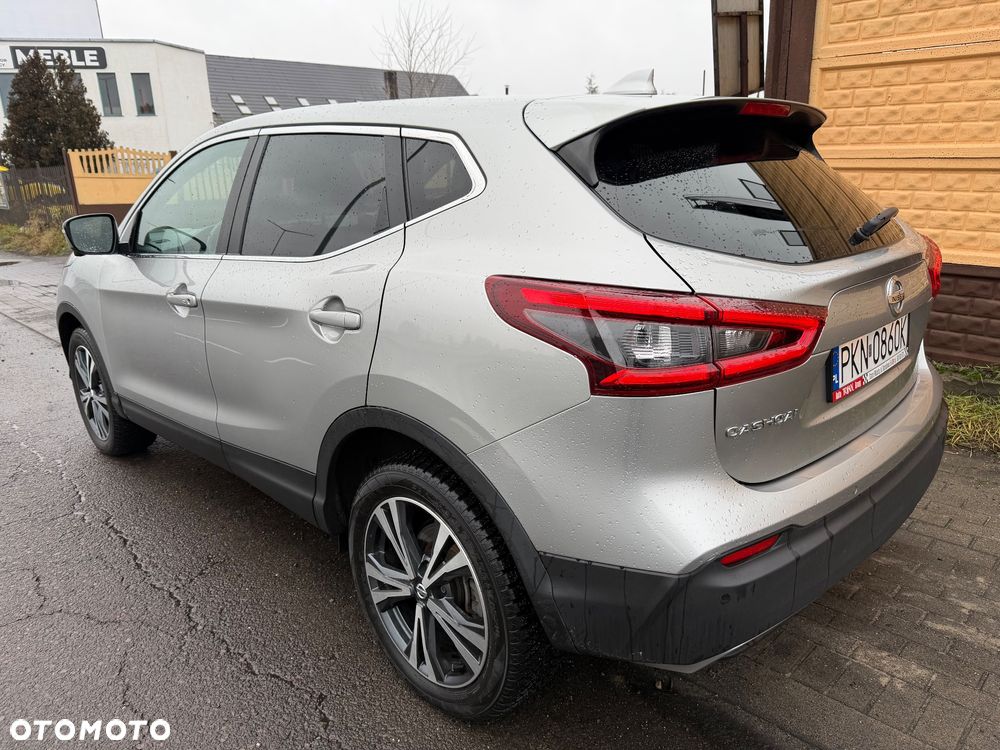 Nissan Qashqai 1.2 DIG-T N-Connecta Xtronic EU6 - 6