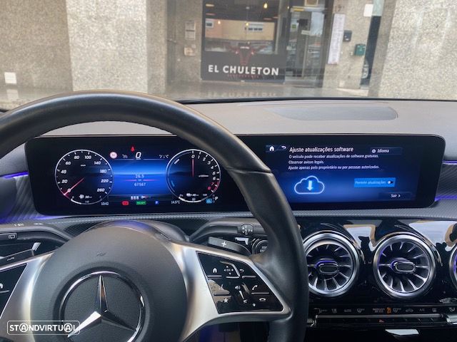 Mercedes-Benz A 250 e - 19