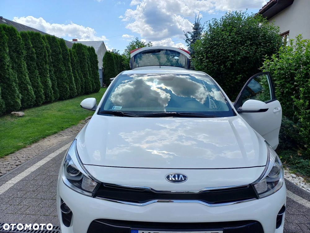 Kia Rio 1.4 L - 2