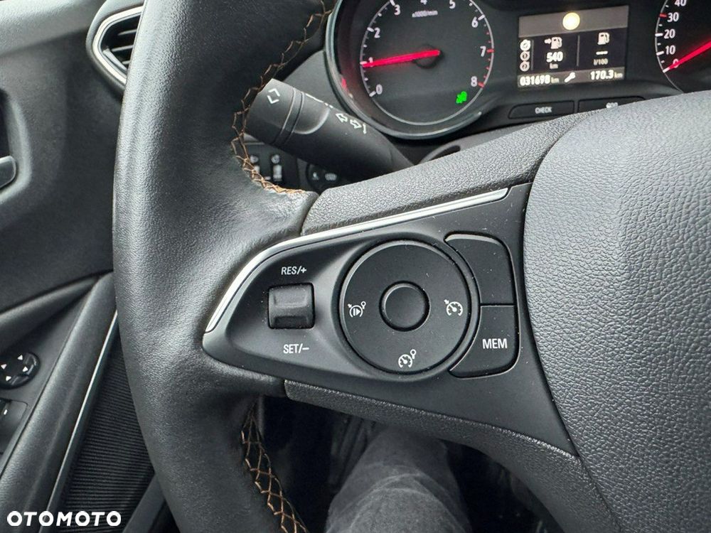 Opel Crossland X - 18