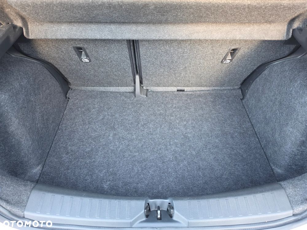 Nissan Micra 1.0 IG-T Tekna - 24