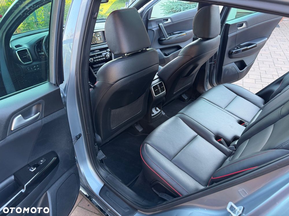 Kia Sportage 1.6 CRDI AWD Eco-Dynamics+ (48V M-H) GT LINE - 31