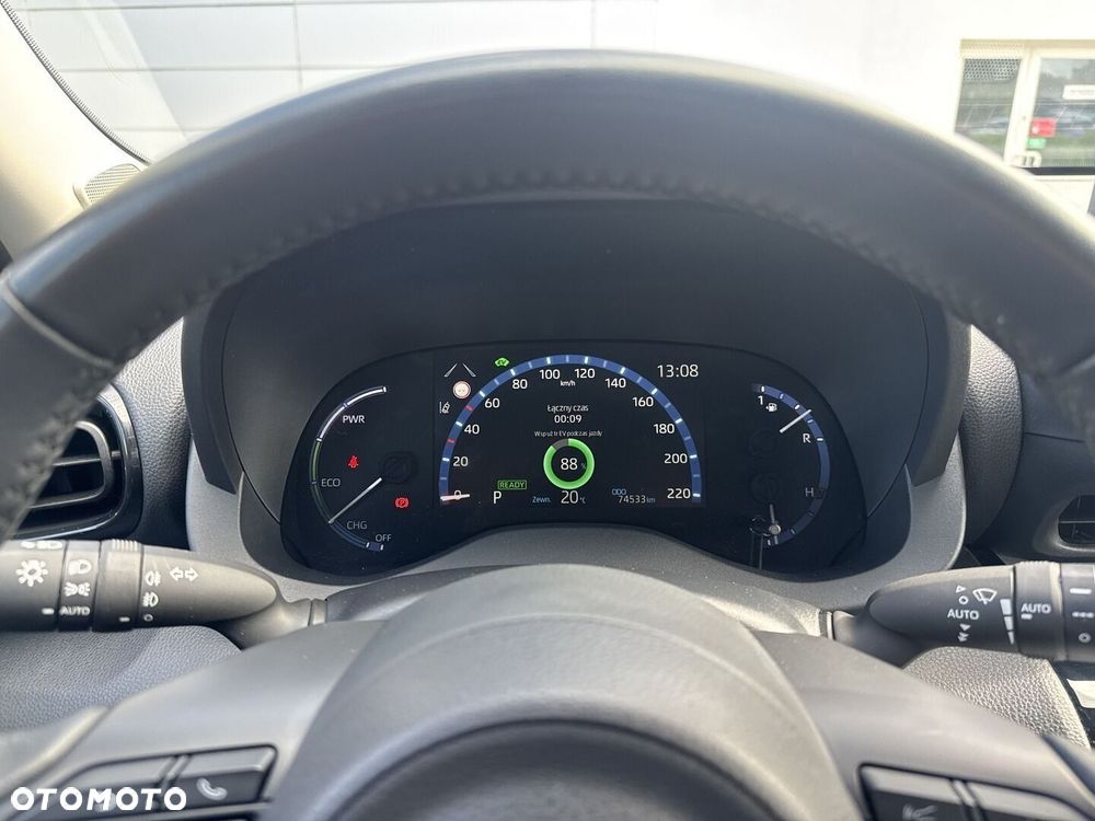 Toyota Yaris Cross Hybrid 1.5 Comfort 4x4 - 16