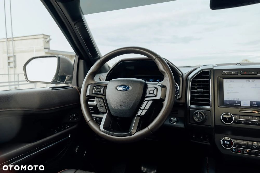 Ford Expedition - 23