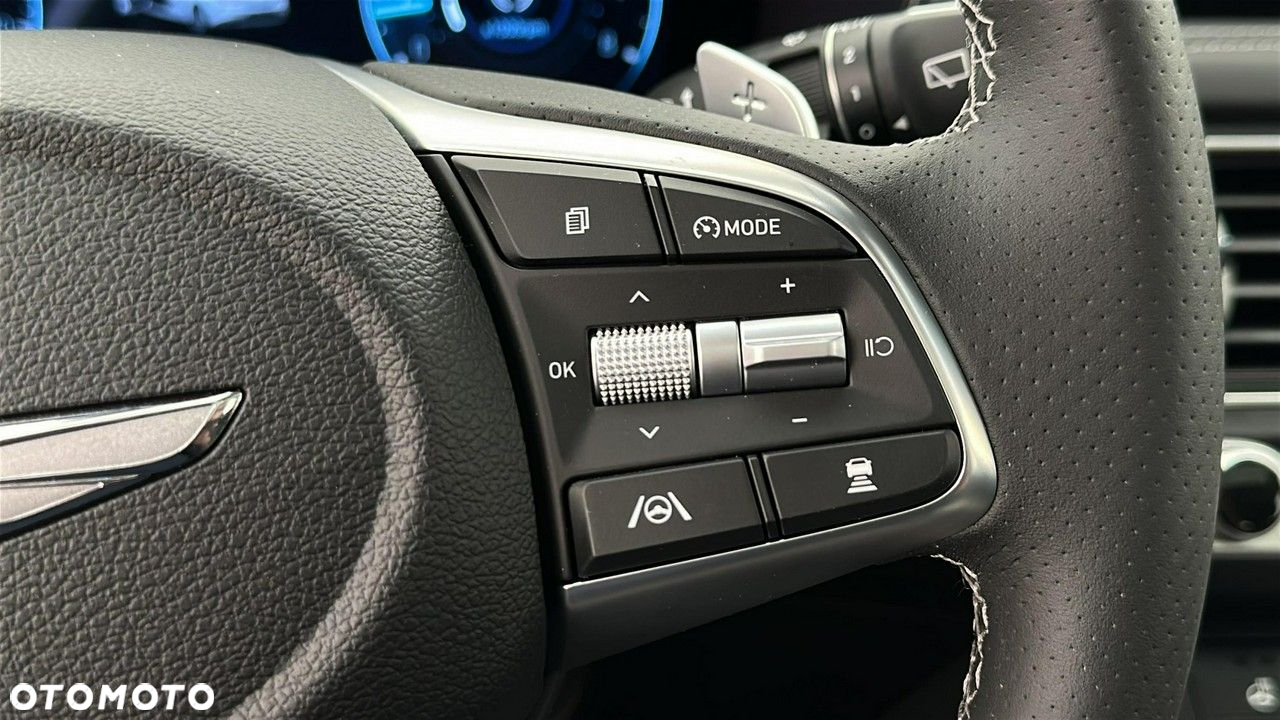 Genesis G70 - 17