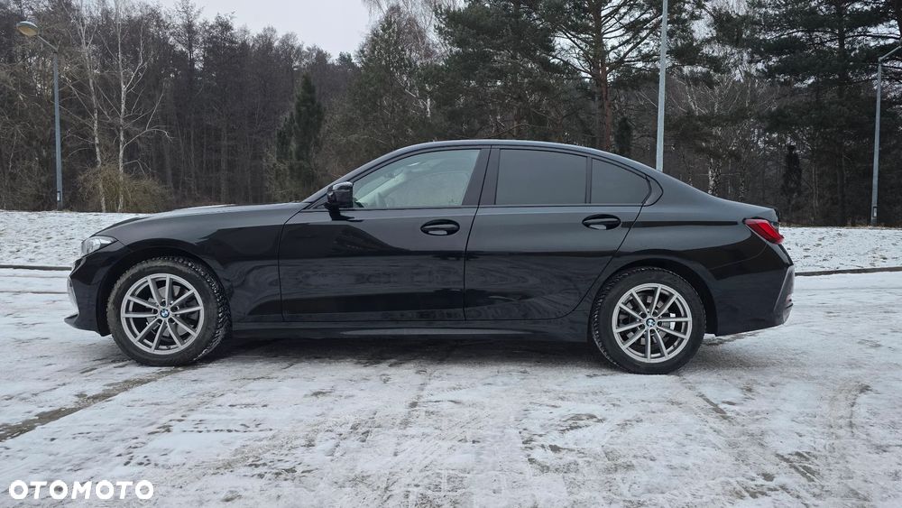 BMW Seria 3 320i - 3