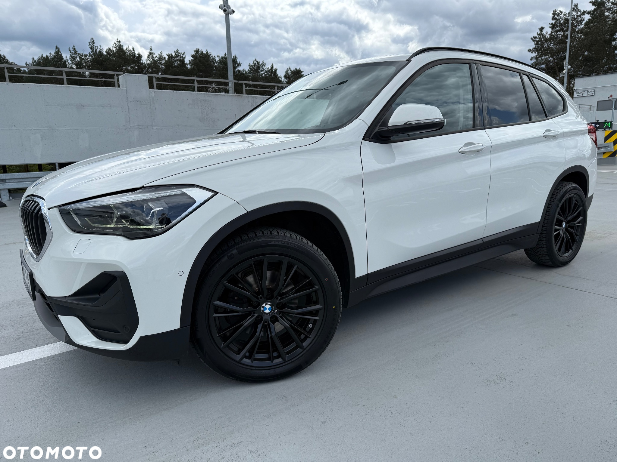 BMW X1 sDrive18i Advantage - 2