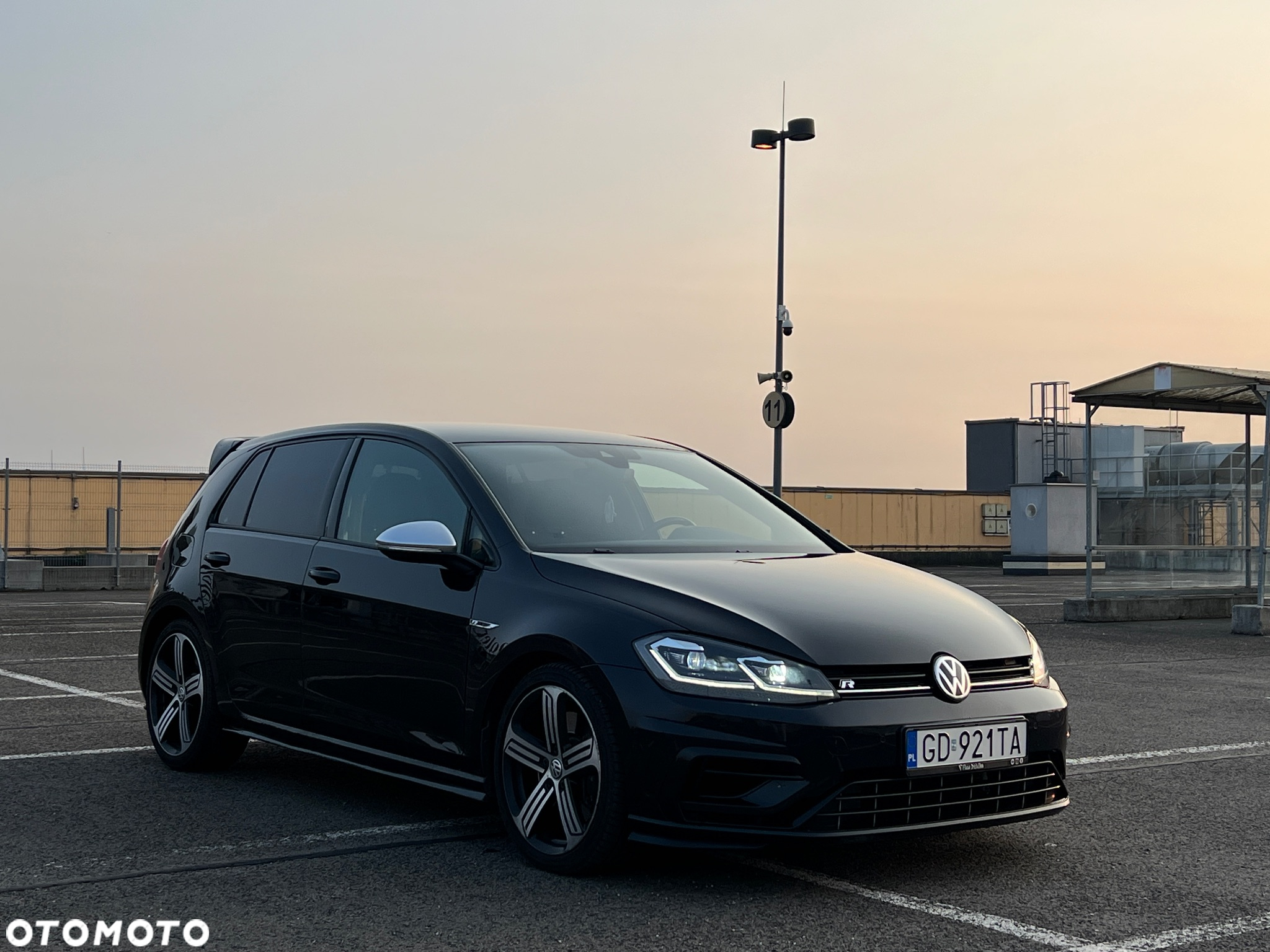 Volkswagen Golf VII 2.0 TSI BMT 4Mot R DSG - 7