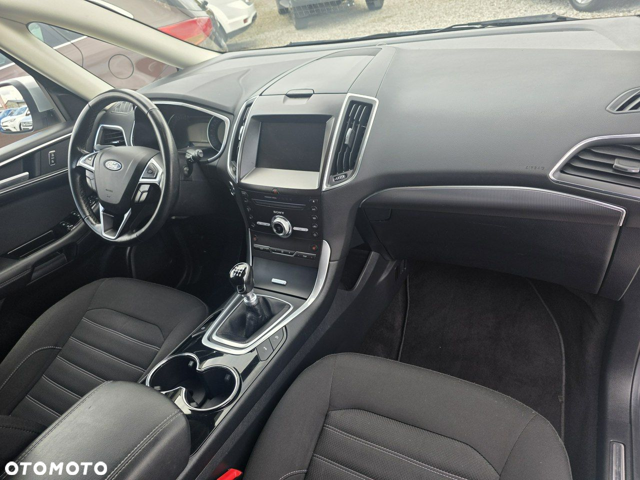 Ford Galaxy - 11