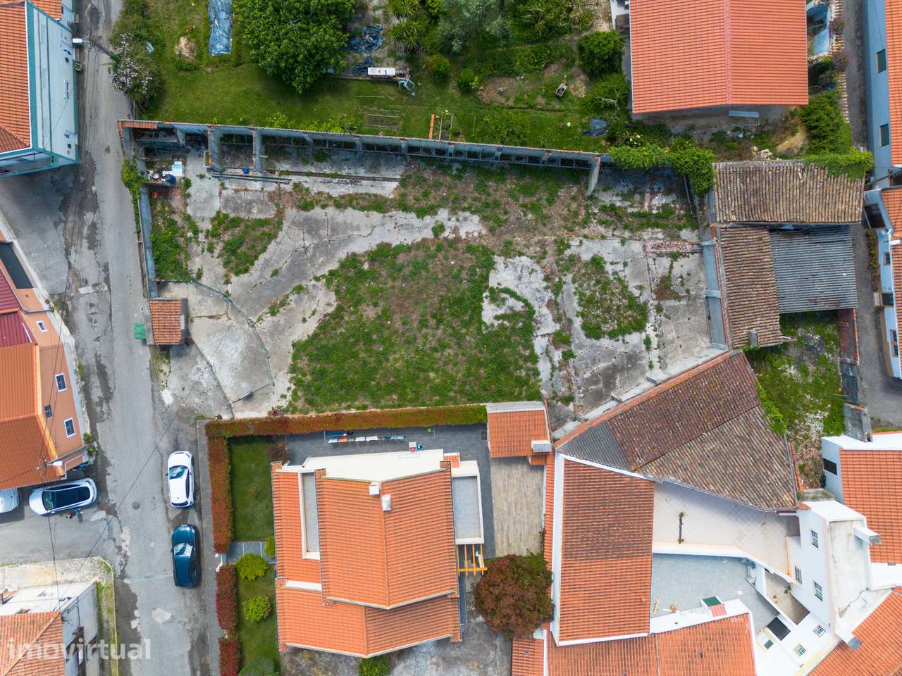 Terreno urbano com potencial para moradia bifamiliar - Serra d'El-Rei - Grande imagem: 2/5