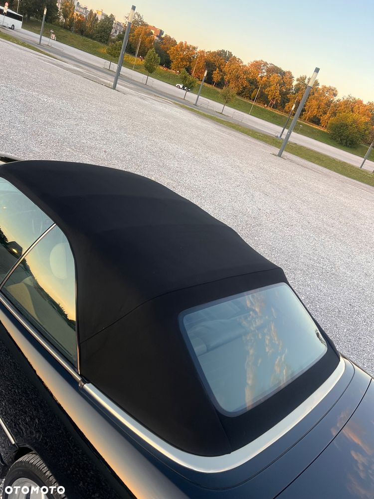 Mercedes-Benz Klasa E 320 - 25