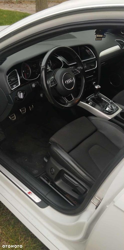 Audi A4 Avant 2.0 TDI - 16