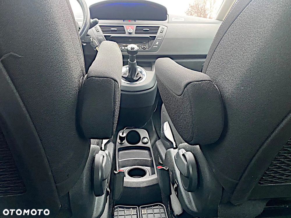 Citroën C4 Picasso - 19