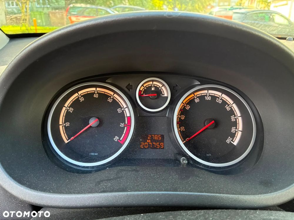 Opel Corsa 1.4 16V Enjoy - 7