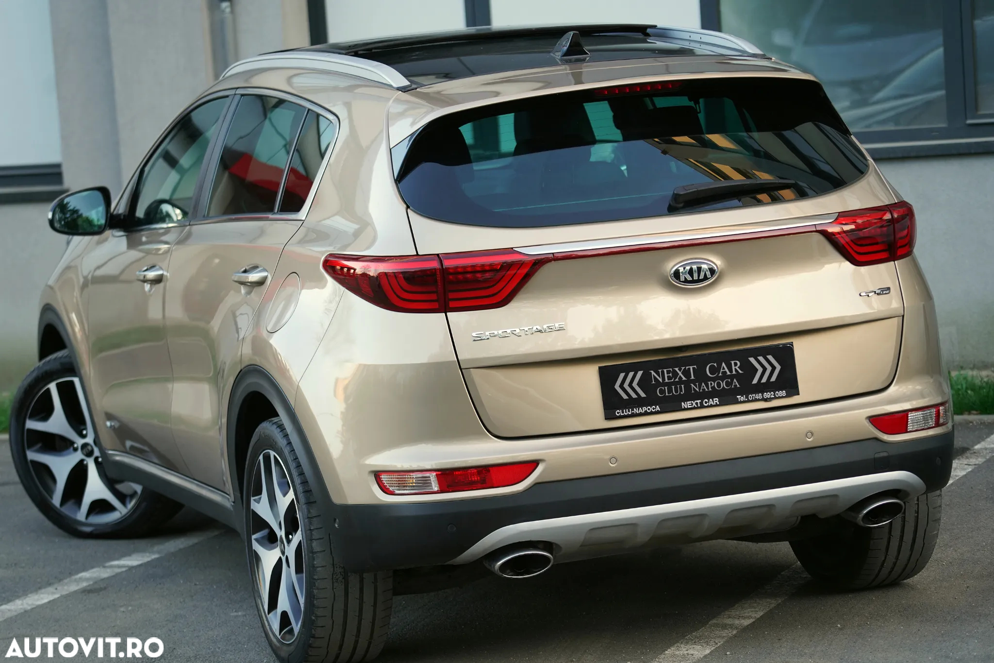 Kia Sportage 2,0 CRDI AWD Aut. GT Line - 5