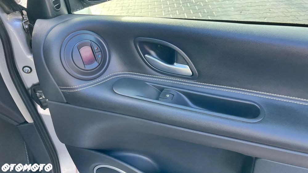 Renault Grand Espace 2.0 dCi 150 FAP Celsium - 7