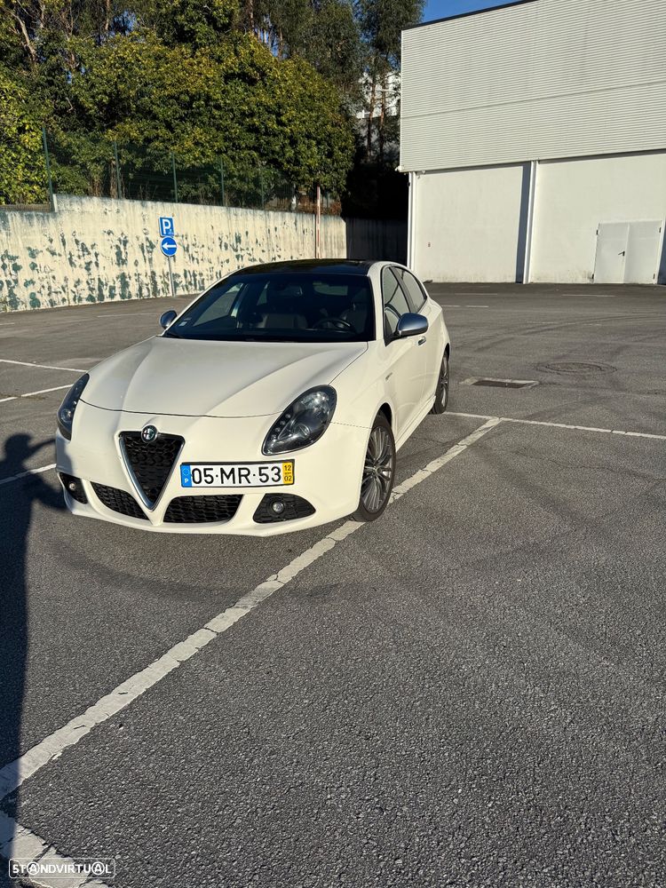 Alfa Romeo Giulietta 1.6 JTDm Distinctive - 1