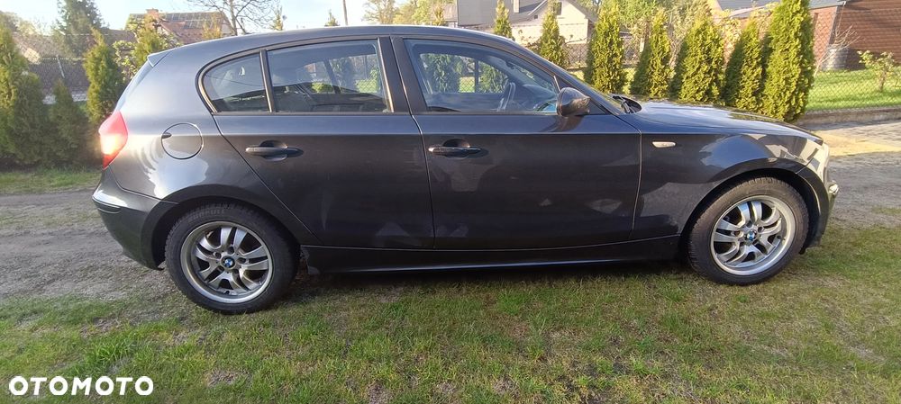 BMW Seria 1 116i - 4