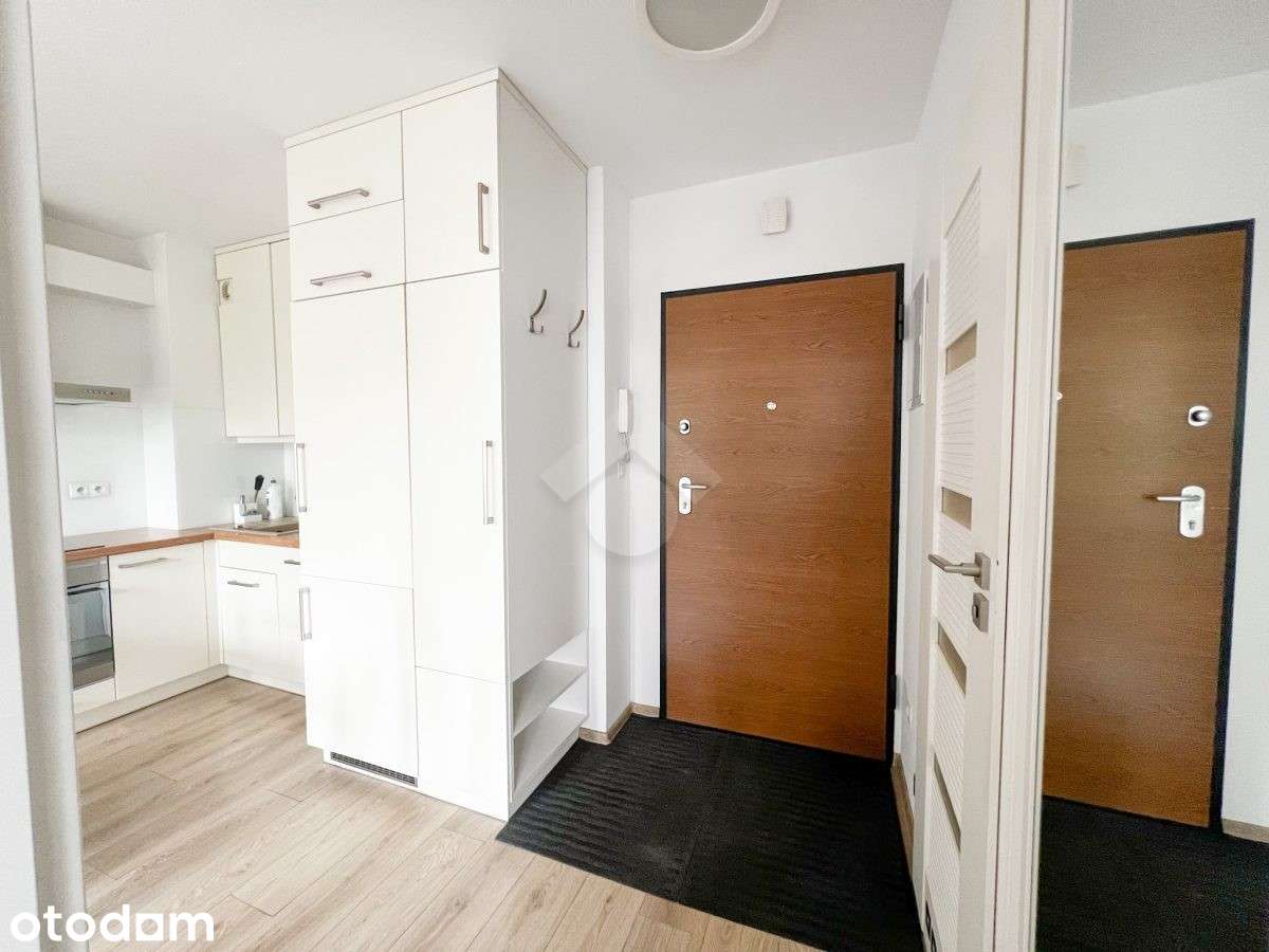 | ul. Krzywda | 2 pokoje | 28,8 m² | balkon | garaż podziemny |