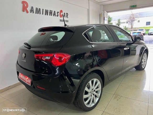 Alfa Romeo Giulietta 1.6 JTDM Distinctive - 5