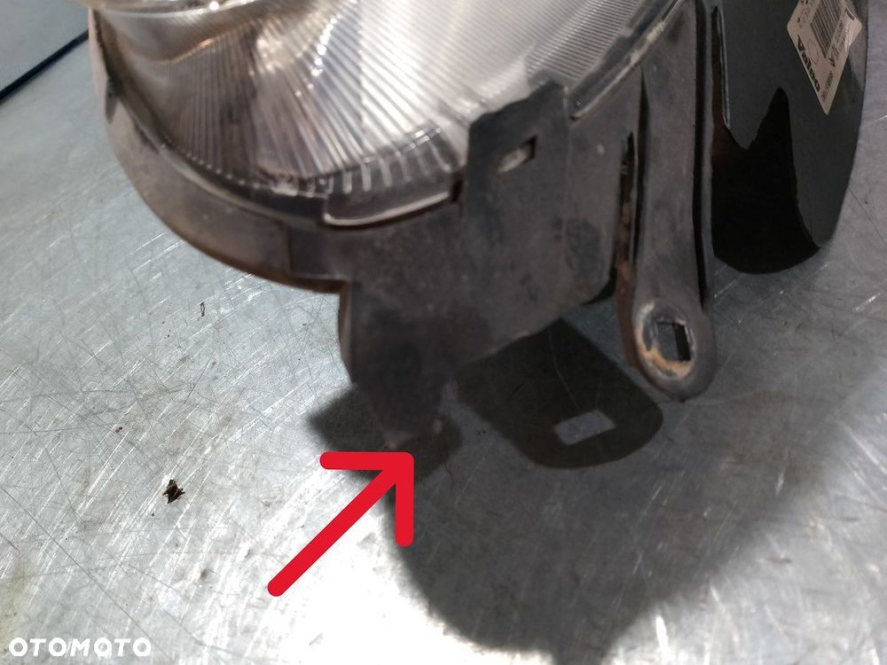 LAMPY PRZÓD KOMPLET CITROEN XSARA PICASSO 9649557480   9649557380  89310170 - 8