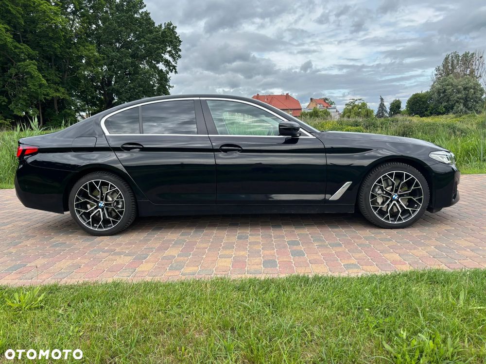 BMW Seria 5 530i xDrive Luxury Line sport - 5