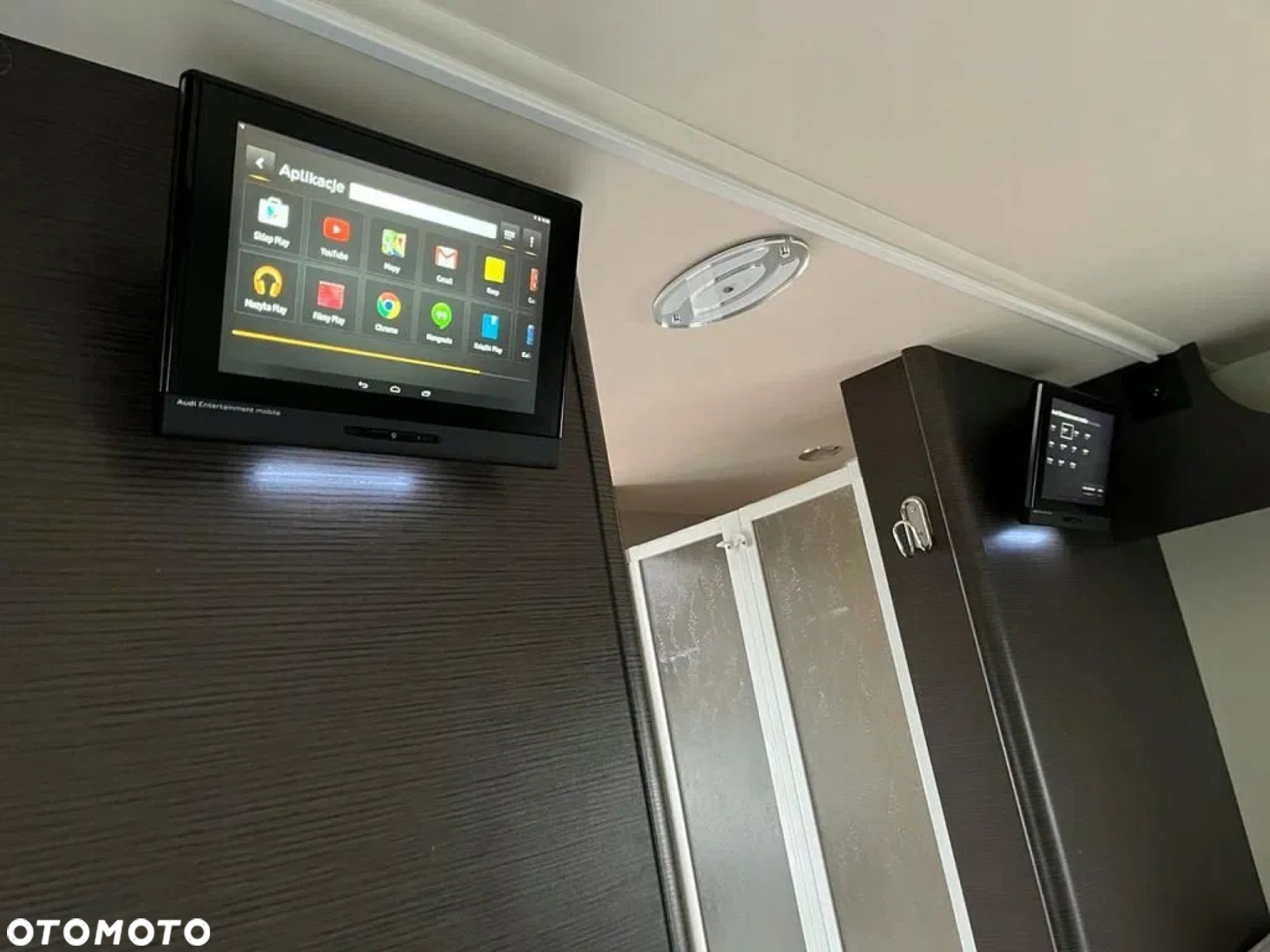 TABLET ENTERTAIMENT CAMPER BUS KAŻDA MARKA - 2