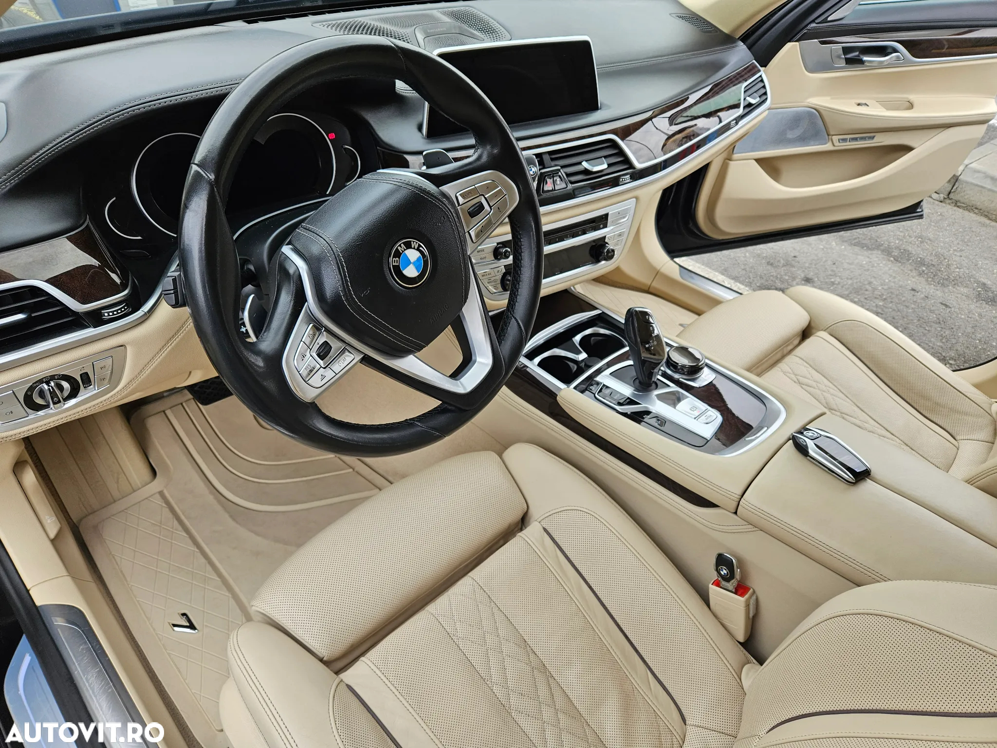 BMW Seria 7 750d xDrive - 12