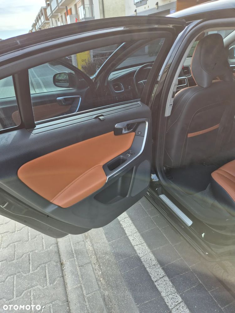 Volvo S60 T5 Drive-E R-Design Momentum - 19