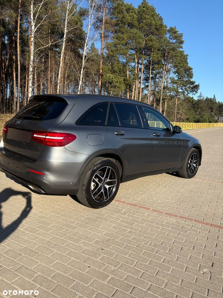 Mercedes-Benz GLC 250 4-Matic - 4