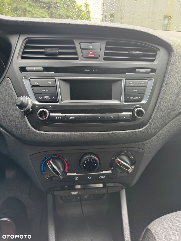Hyundai i20 1.1 CRDi BlueDrive Comfort - 7