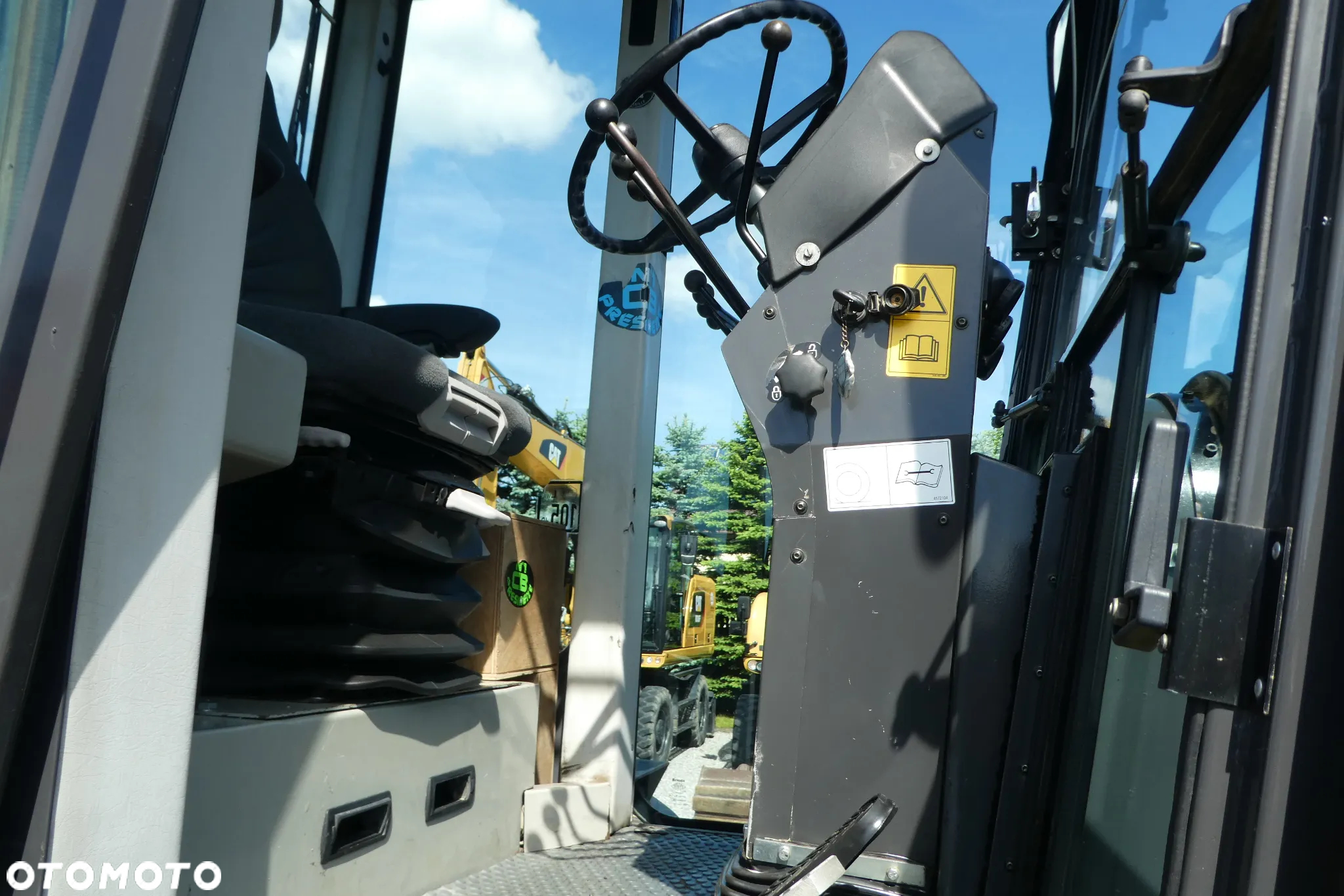 New Holland 156,6/A SPROWADZONA 6x6 - 33