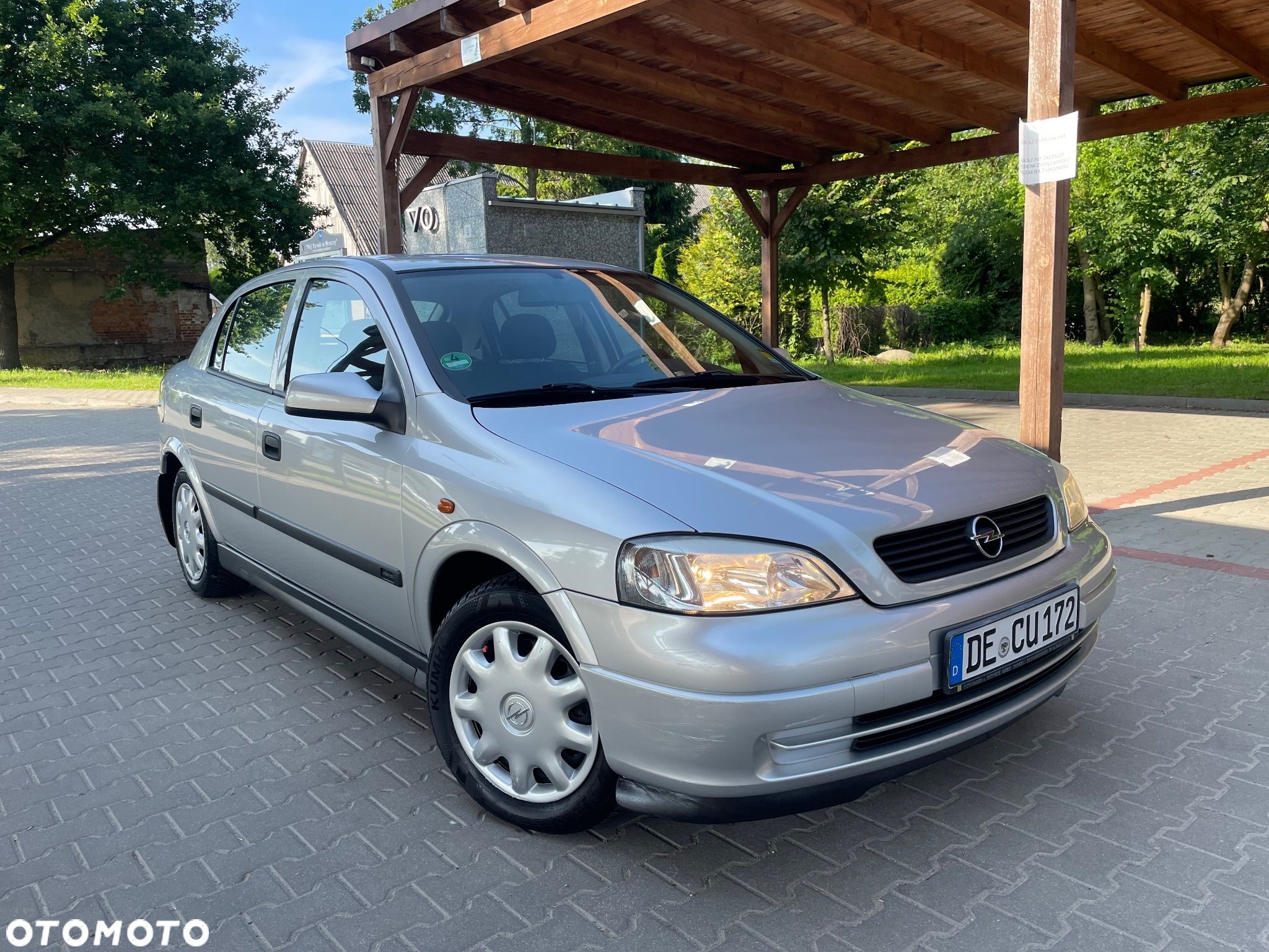 Opel Astra II 1.6 Elegance - 1