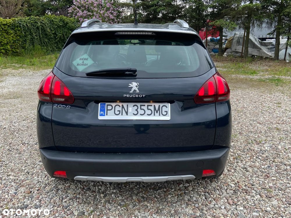 Peugeot 2008 - 12