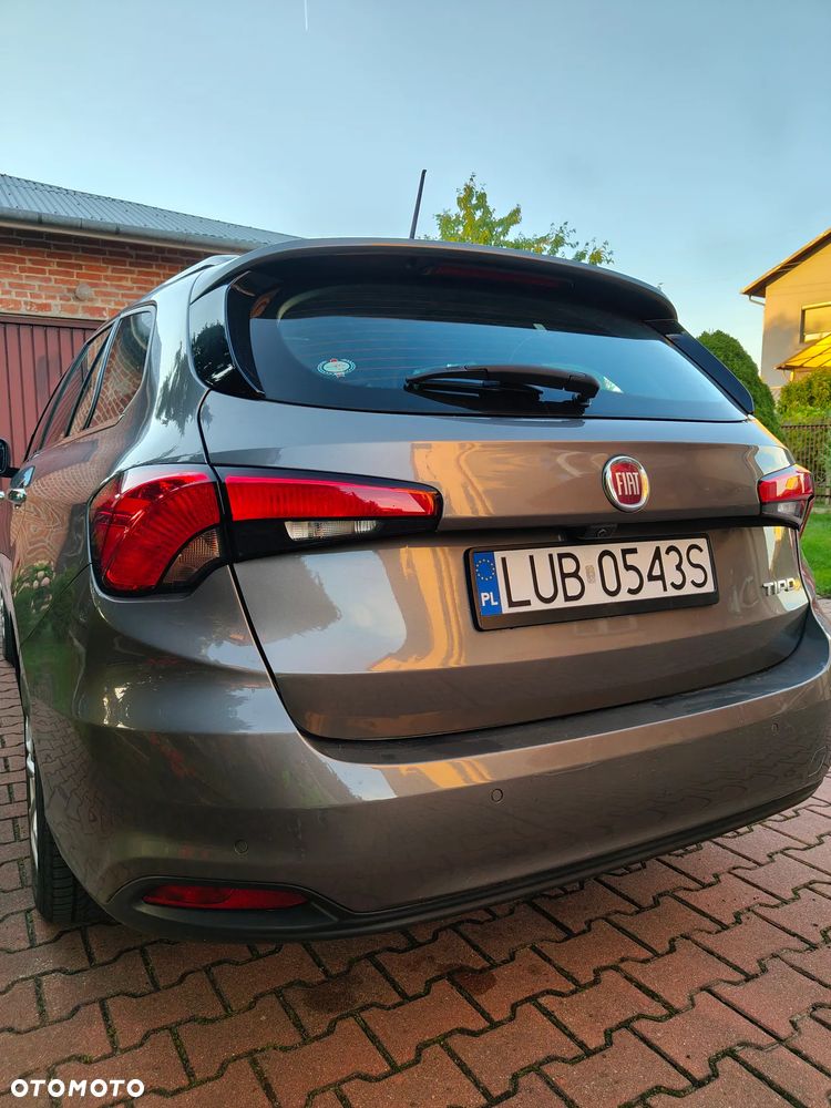 Fiat Tipo 1.4 T-Jet Lounge - 4