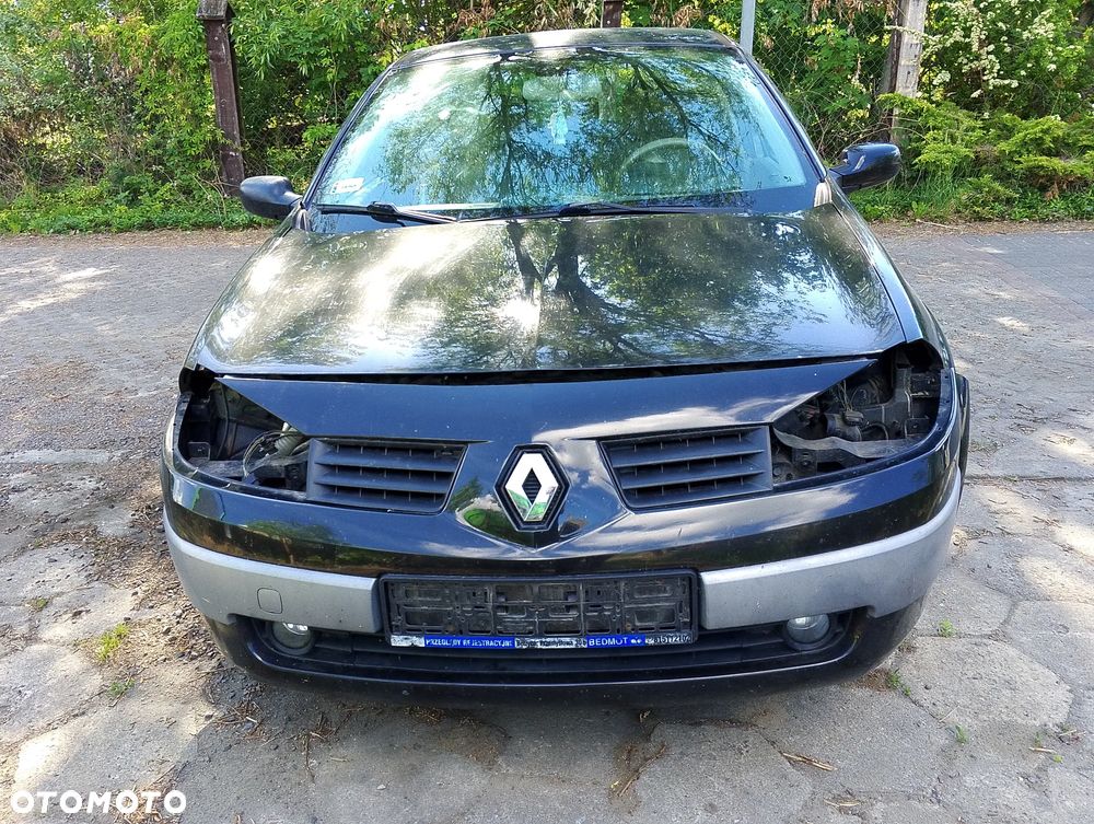 Renault Megane II Przed Lift (02-06r.) 1.6 B R4 16V 112KM. Silnik K4M 760 (K4M760) Skrzynia JH3 142,  C 068425 (JH3142,  C068425) lakier NV676,  NV 676 .Cały na części. GWARANCJA !!! Przód Tył Zestaw Komplet Drzwi Klapa Zderzak Błotnik Maska Grill Atrapa Szyba Pas Lampa Lusterko Boczki Fotel Kanapa Kokpit Deska Rozdzielcza Przełącznik Włącznik Sterownik Przewody Wiązka Instalacja Moduł Komputer Czujnik Listwa Pompa Alternator Wtryski Głowica Rozrusznik Kompresor Sprzęgło Dwumas Silnik Skrzynia ABS Klimatyzacji Paliwa Wspomagania Kolektor Turbina Przepustnica Zawór Chłodnica Koło Hak Belka Sanki Zawieszenie Mcpherson Półoś Amortyzator Wydech Tłumik Zacisk Most - 3