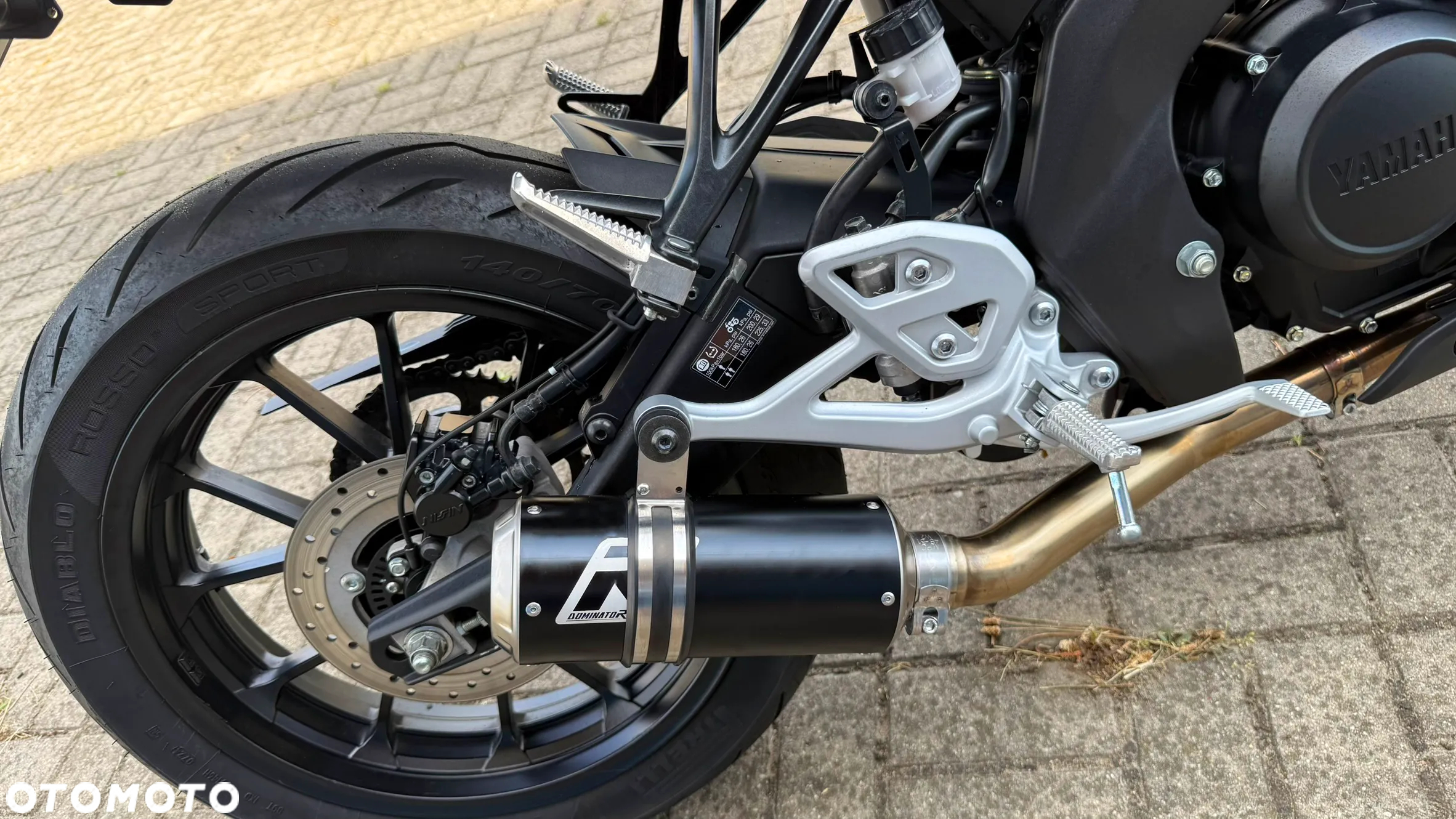 Yamaha MT - 8