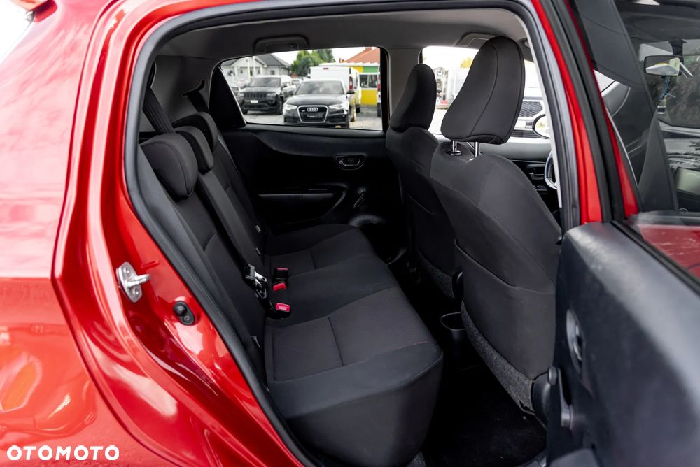 Toyota Yaris - 22