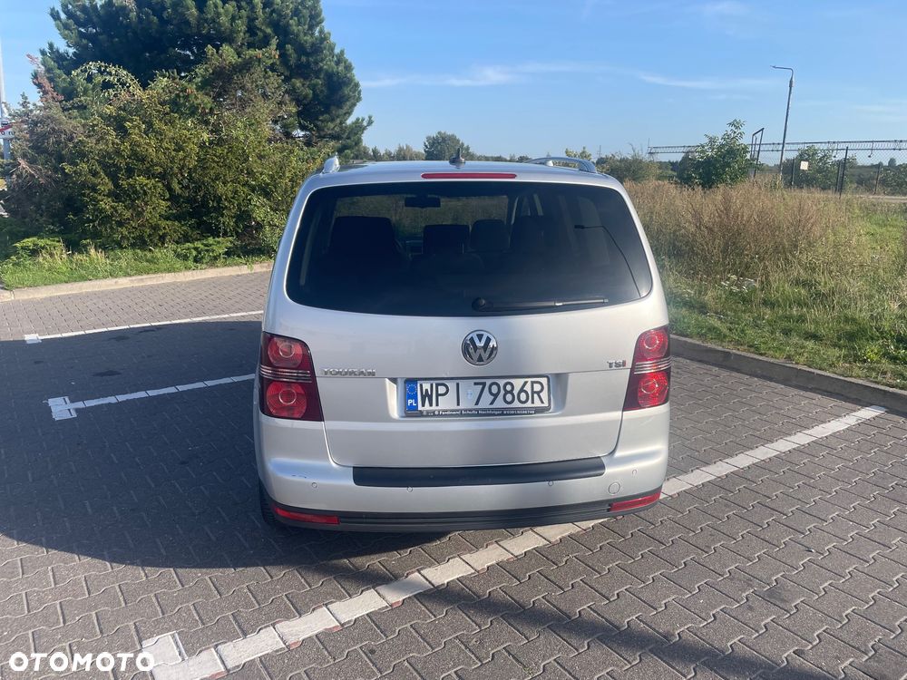 Volkswagen Touran 1.4 TSI DSG United - 21