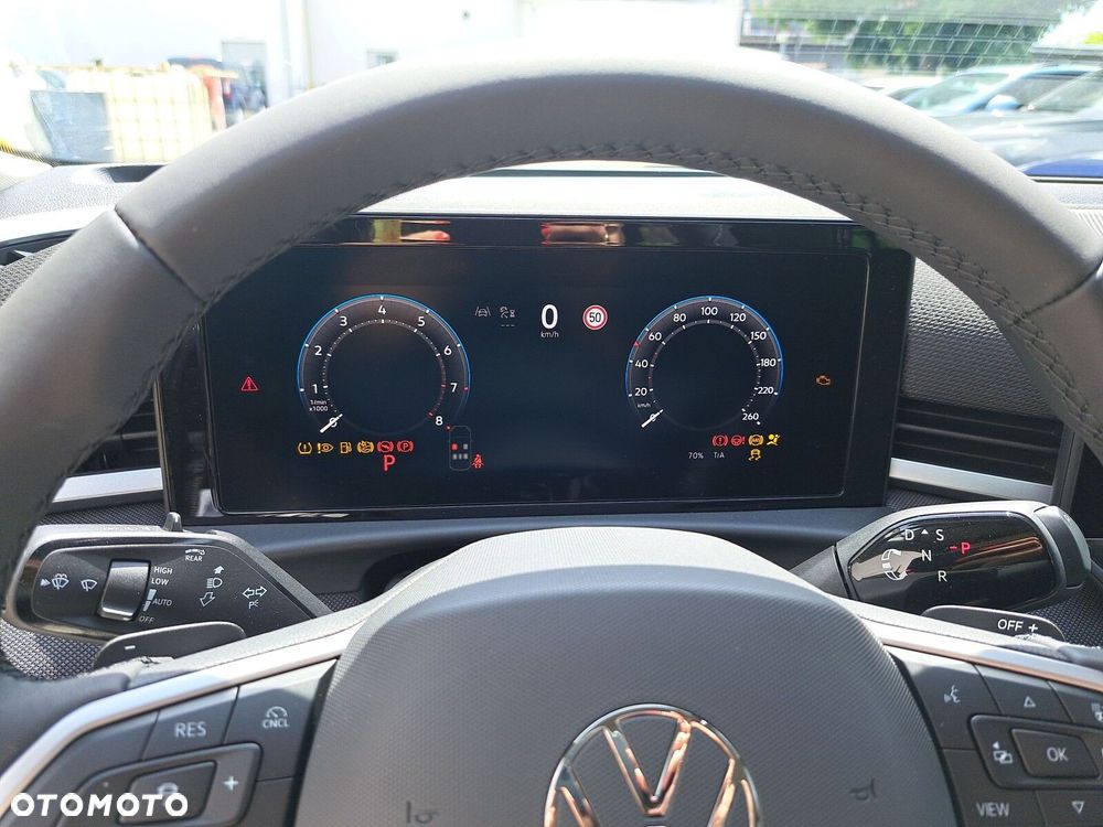 Volkswagen T-Roc - 15