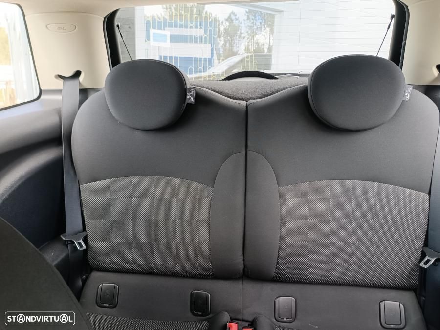 MINI 3 Portas One D - 6