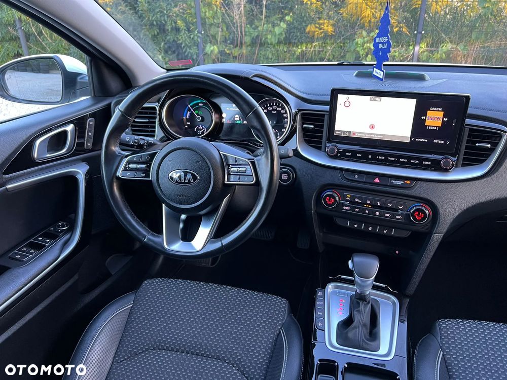 Kia Ceed SW 1.6 GDI DCT OPF Plug-in-Hybrid Spirit - 25