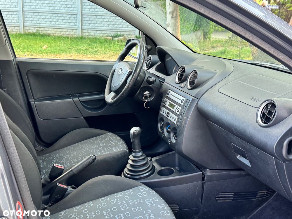 Ford Fiesta 1.25 Gold X - 20